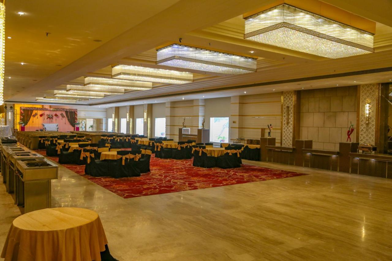Four Leaf Hotel,Budaun Εξωτερικό φωτογραφία